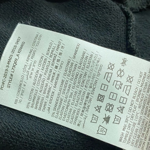 5/$25 Guess Black Vintage Feel Long Sleeve Crew Neck Logo T Shirt 16 - Picture 6 of 15